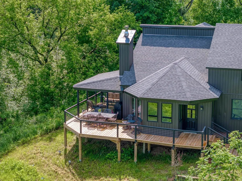225 Thatcher Brook Road Waterbury VT 05677
