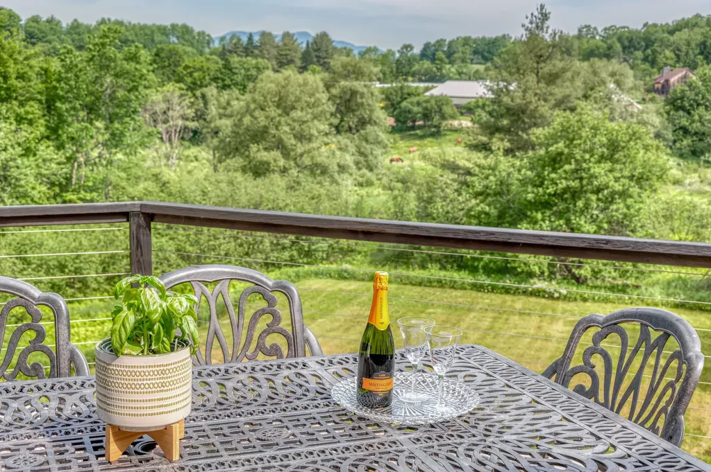 225 Thatcher Brook Road Waterbury VT 05677