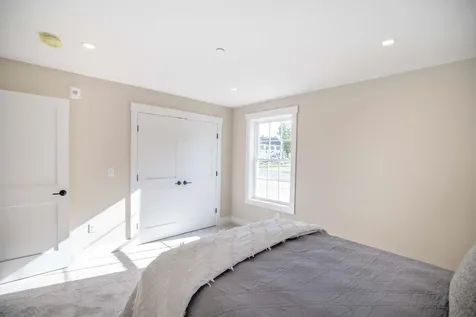 4-8 Beaver Brook Way Pelham NH 03076
