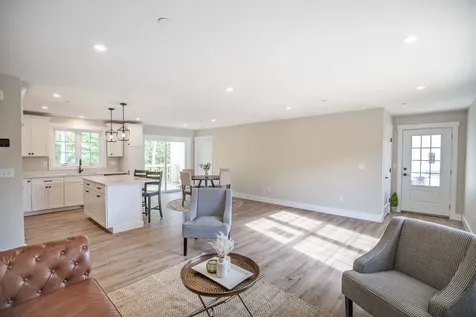 4-8 Beaver Brook Way Pelham NH 03076