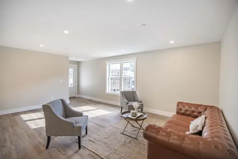 4-8 Beaver Brook Way Pelham NH 03076