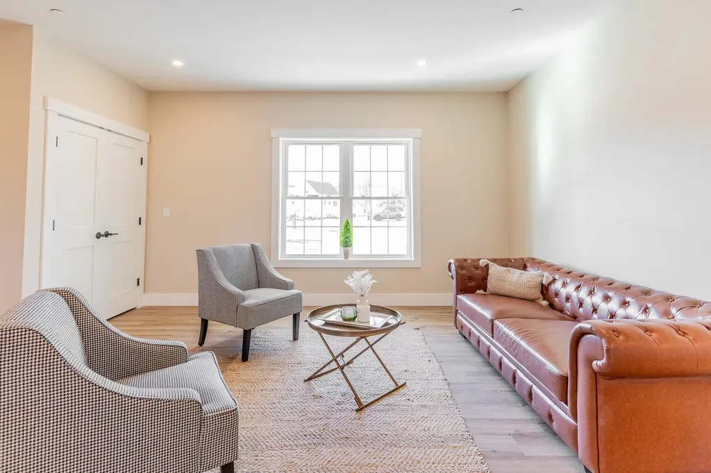 4-8 Beaver Brook Way Pelham NH 03076