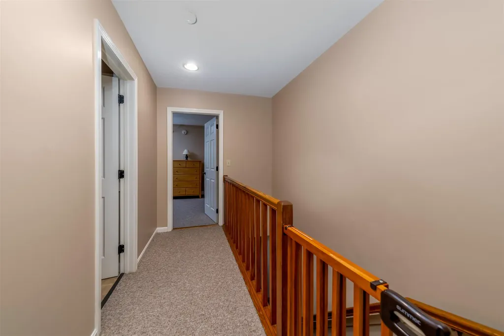 40 Marsten Lane Enfield NH 03748