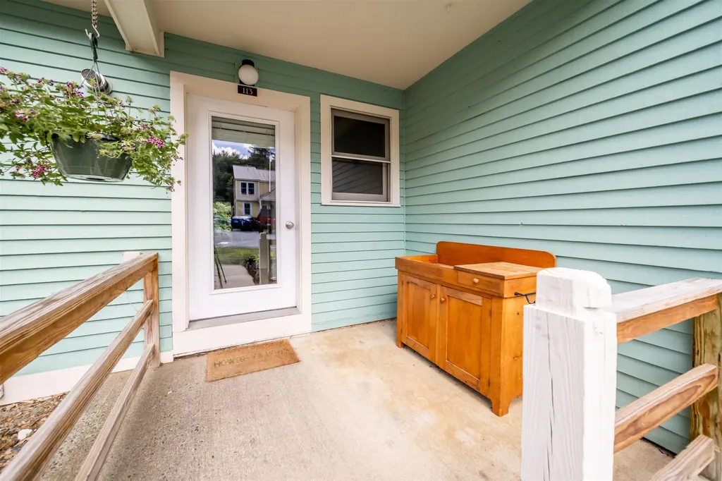 40 Marsten Lane Enfield NH 03748