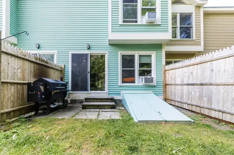 40 Marsten Lane Enfield NH 03748