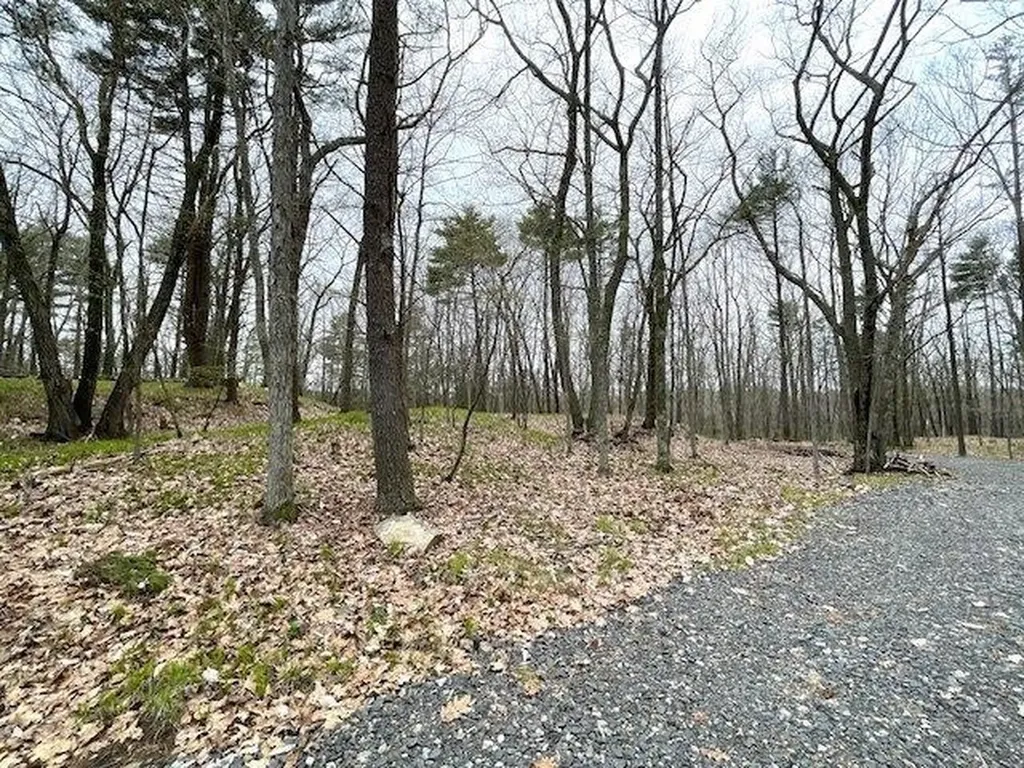 10 Oak Hill Trail York ME 03909