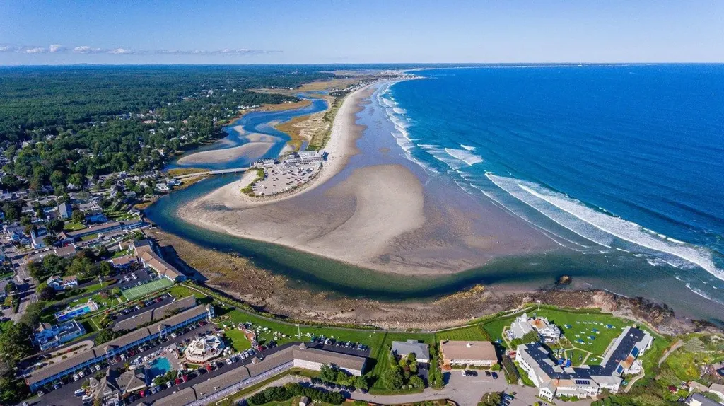 10 Oak Hill Trail York ME 03909