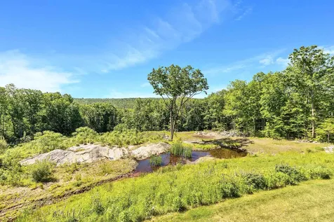 398 New Boston Road Candia NH 03034