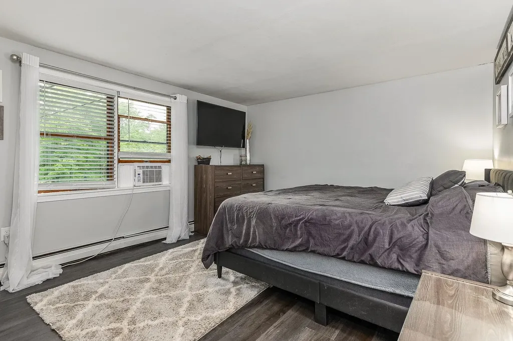 75 Ledgeview Drive Rochester NH 03839