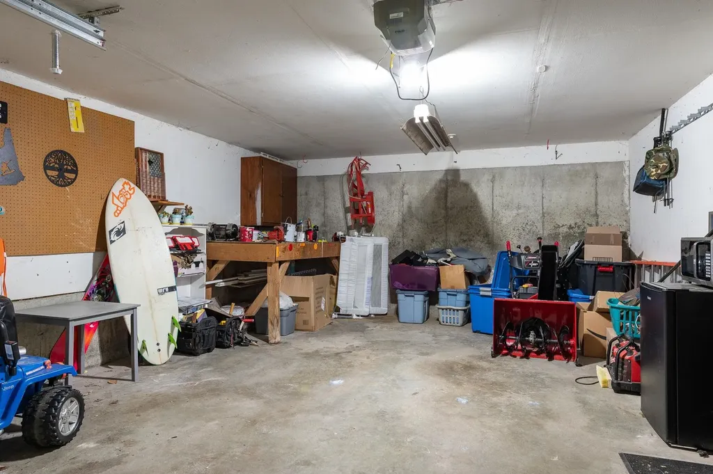 75 Ledgeview Drive Rochester NH 03839