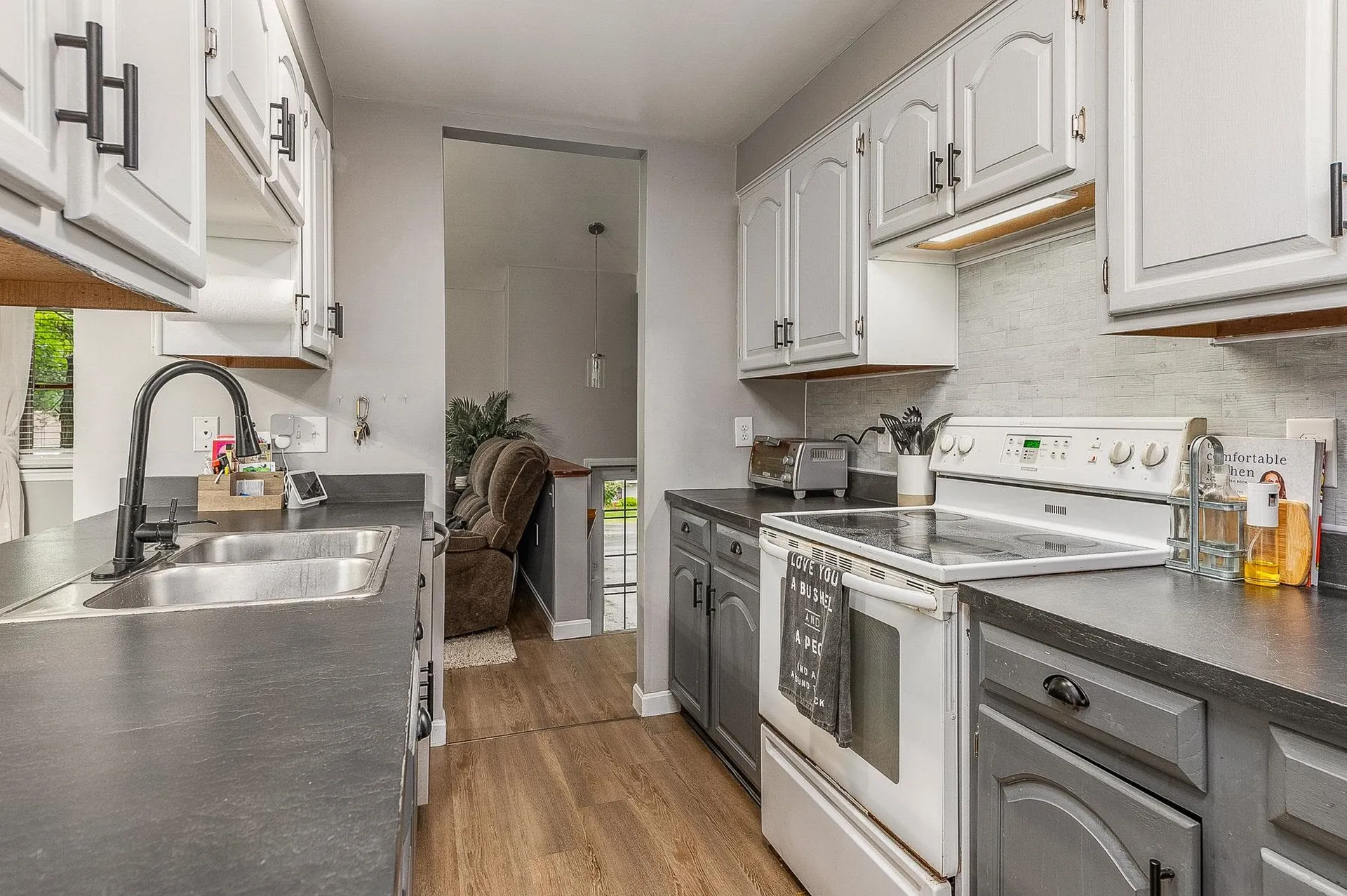75 Ledgeview Drive Rochester NH 03839