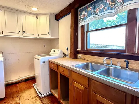 107 Village Road Wilmot NH 03287