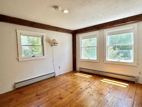 107 Village Road Wilmot NH 03287