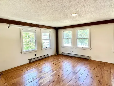 107 Village Road Wilmot NH 03287