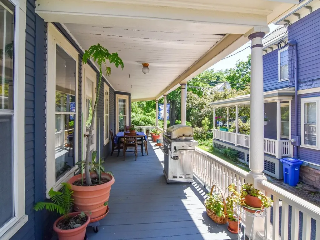 92 Brookes Avenue Burlington VT 05401