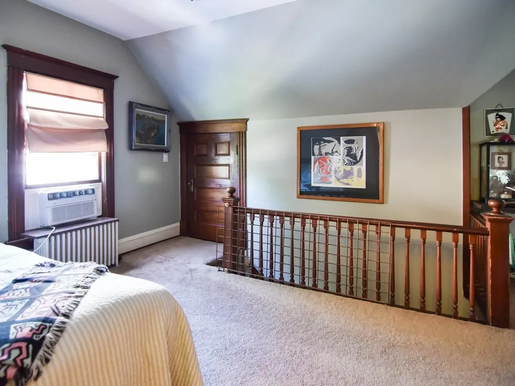 92 Brookes Avenue Burlington VT 05401