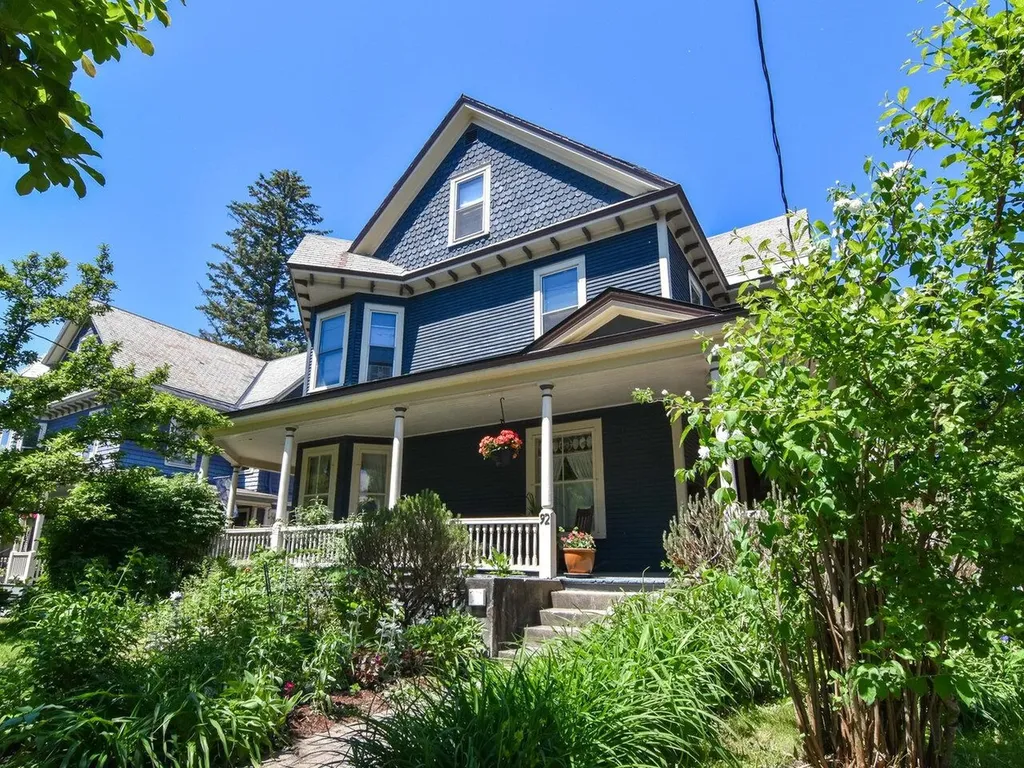 92 Brookes Avenue Burlington VT 05401