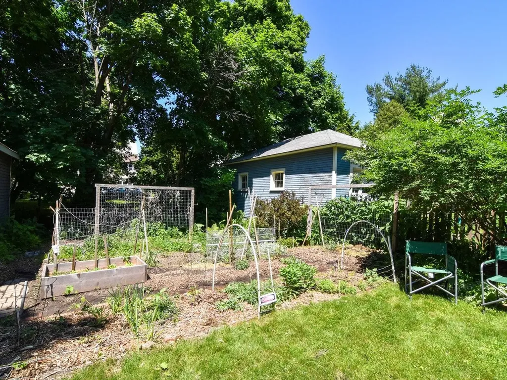 92 Brookes Avenue Burlington VT 05401