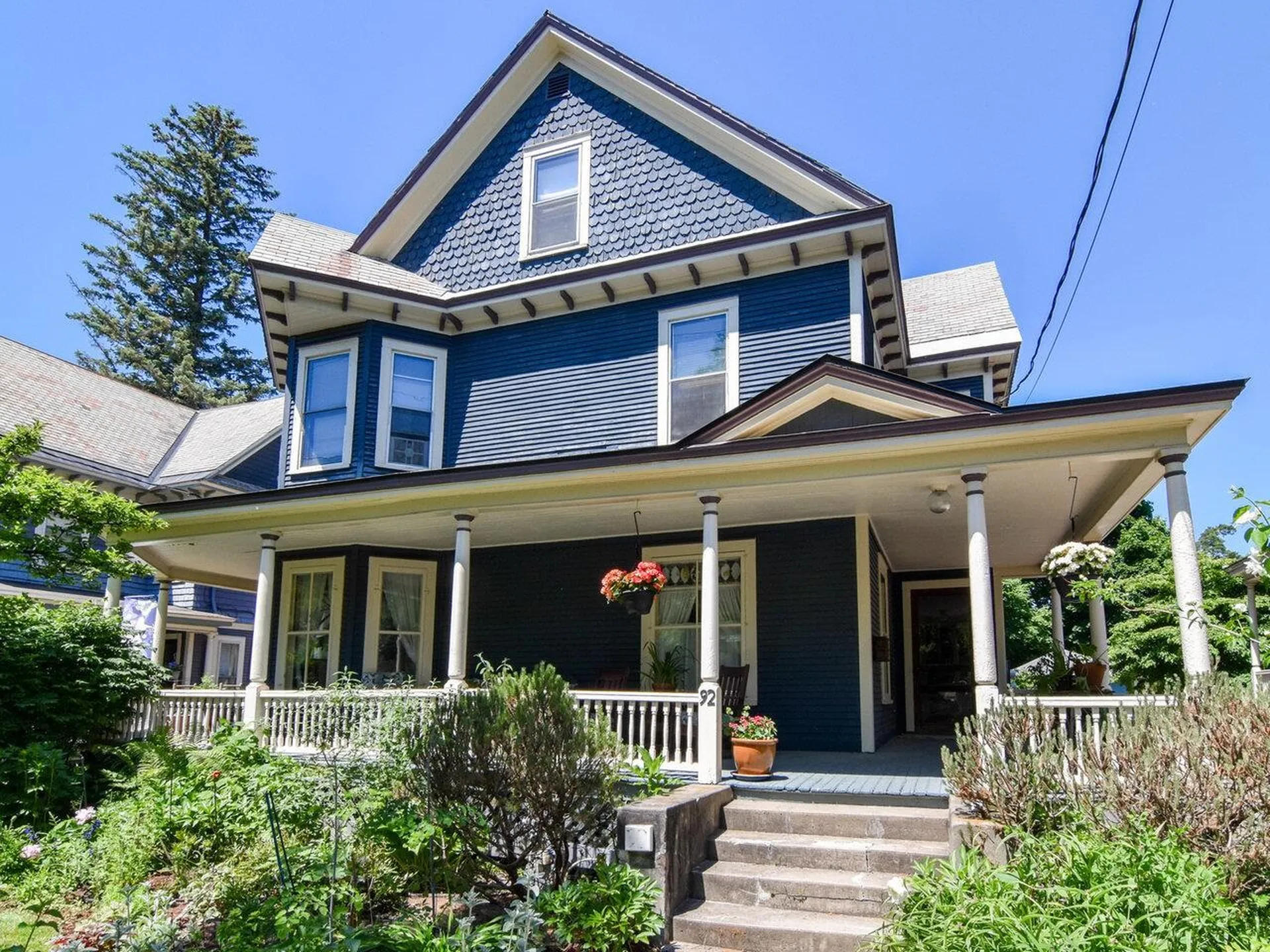 92 Brookes Avenue Burlington VT 05401