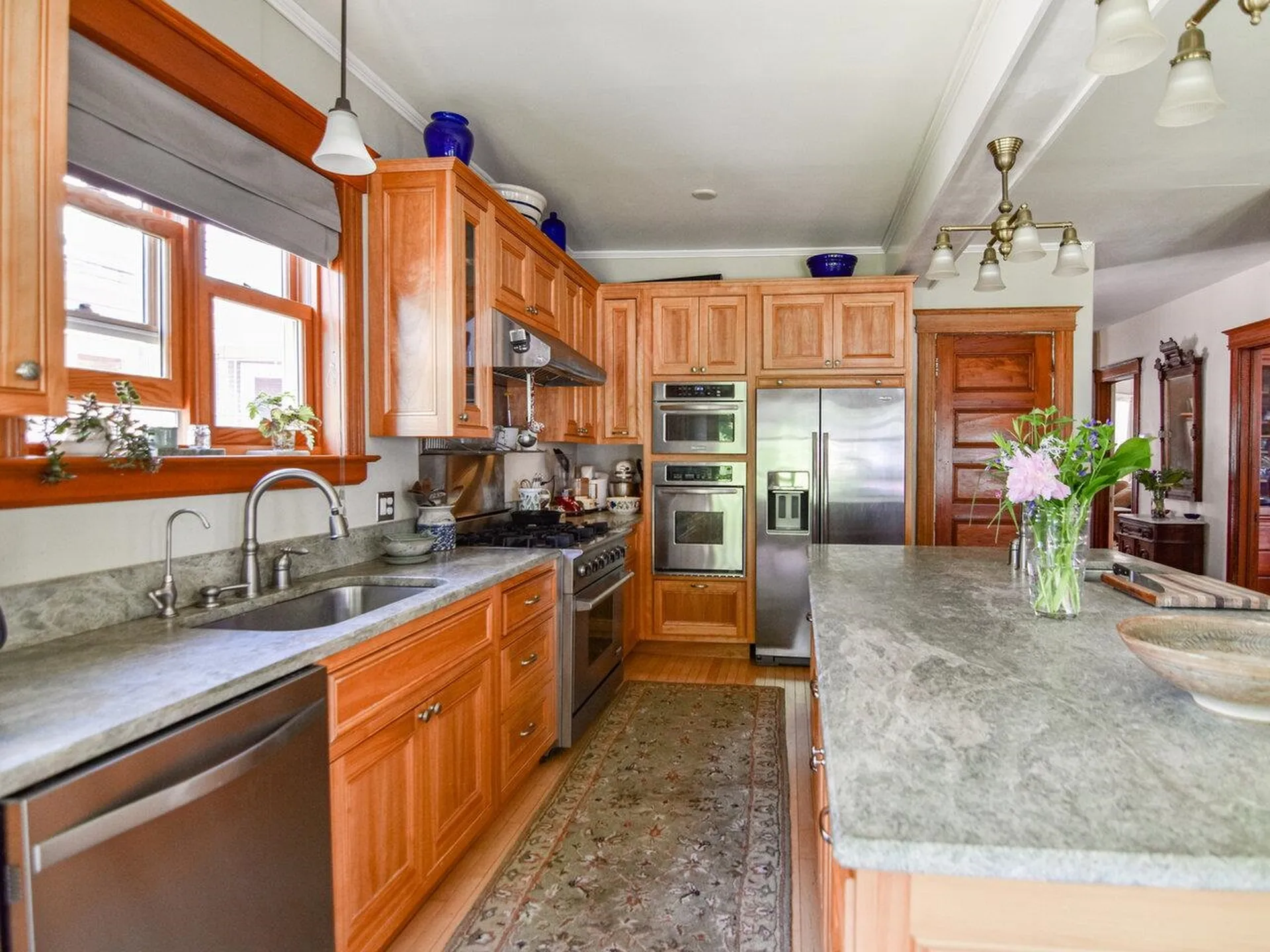 92 Brookes Avenue Burlington VT 05401