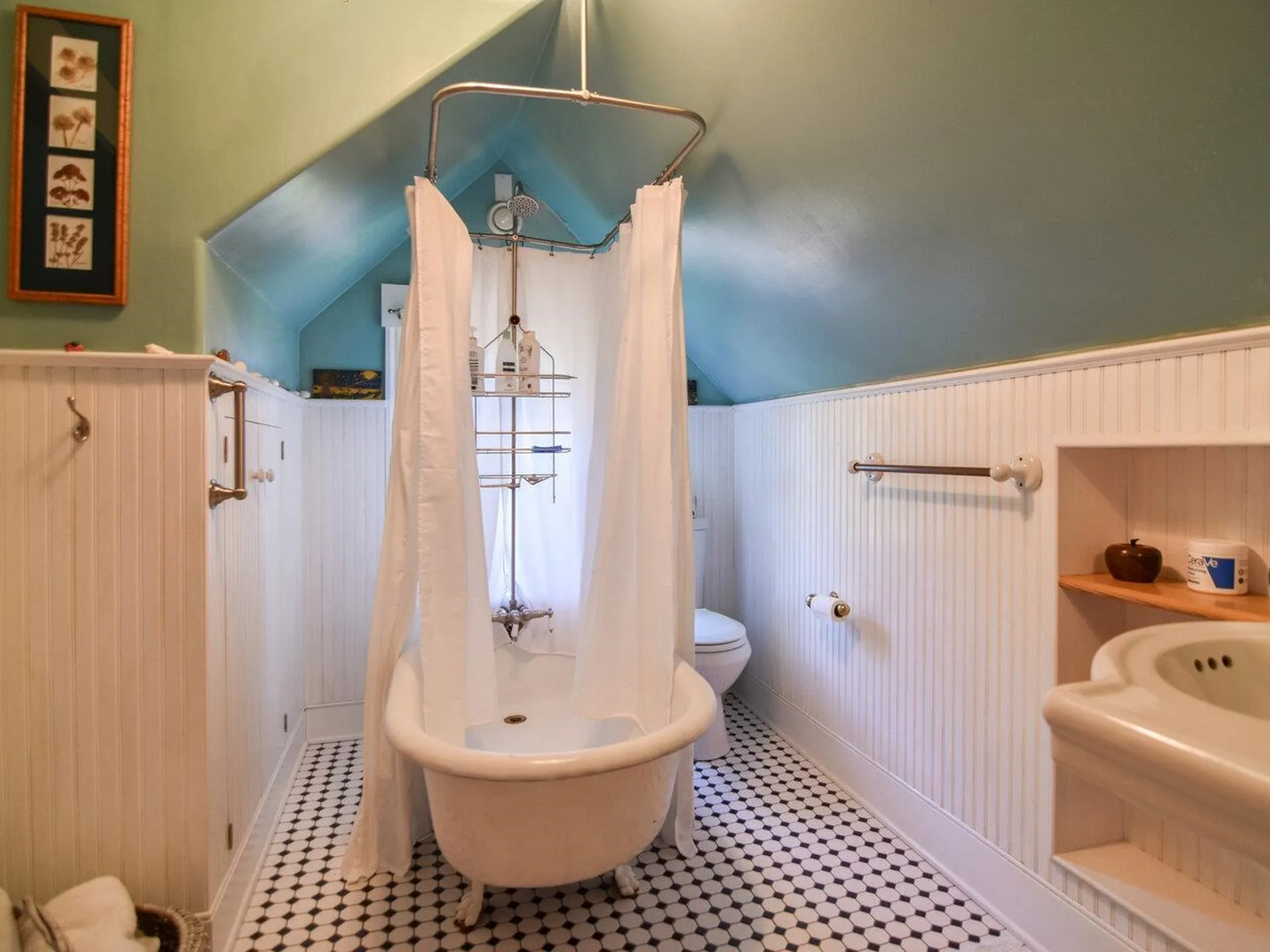 92 Brookes Avenue Burlington VT 05401