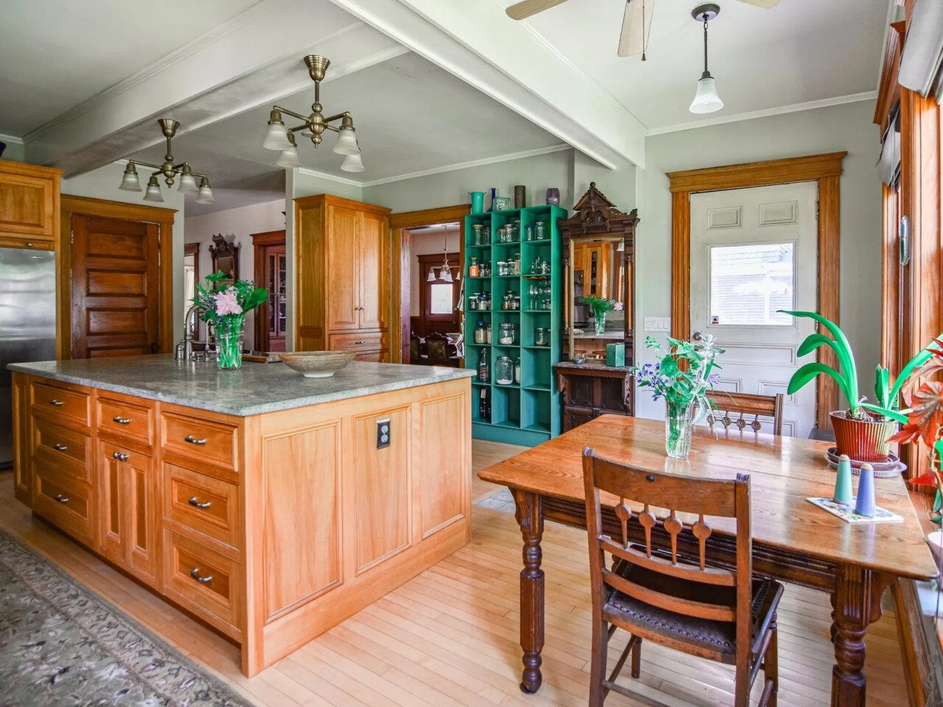 92 Brookes Avenue Burlington VT 05401