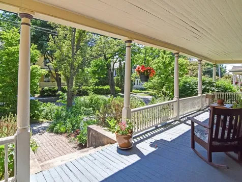 92 Brookes Avenue Burlington VT 05401