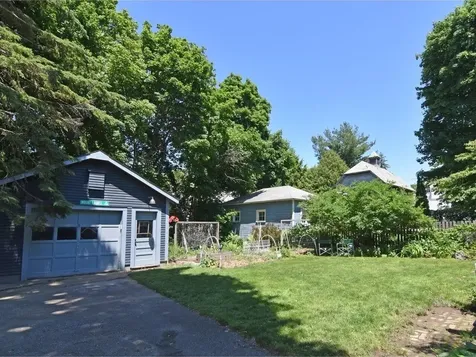 92 Brookes Avenue Burlington VT 05401