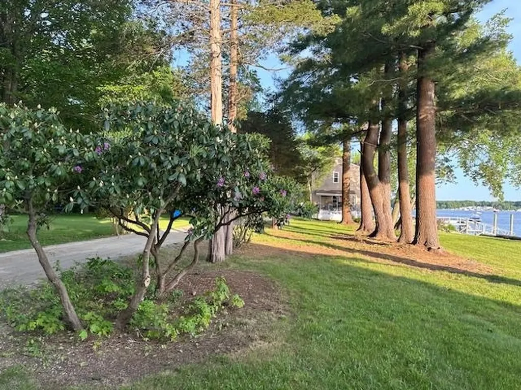 35 Boston Harbor Road Dover NH 03820