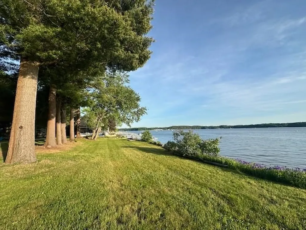 35 Boston Harbor Road Dover NH 03820