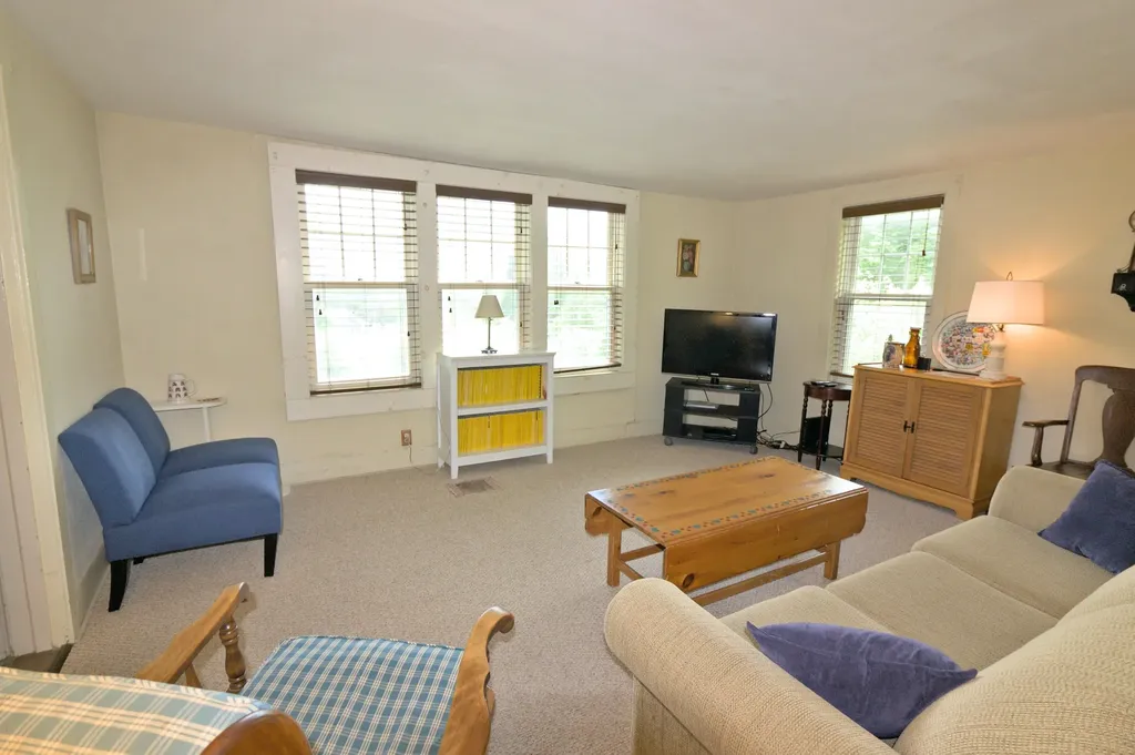 6733 Vt Route 9 Woodford VT 05201