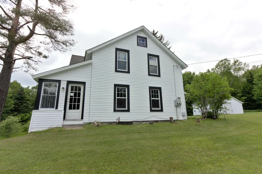 6733 Vt Route 9 Woodford VT 05201