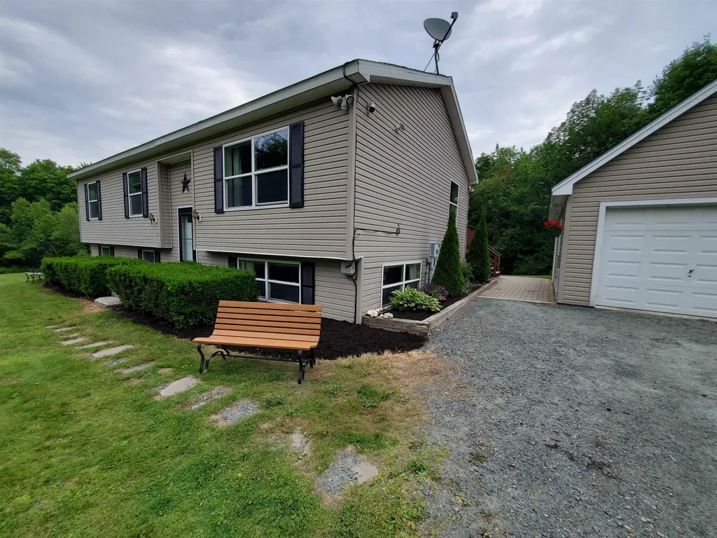 688 Methodist Hill Road Enfield NH 03748