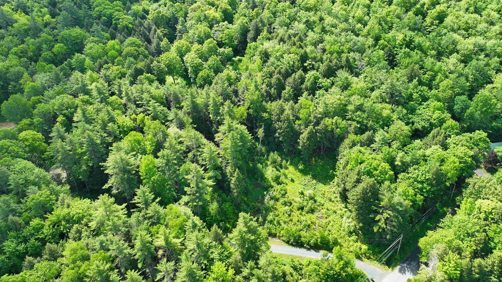 00 Nolan Bend Hartford VT 05001