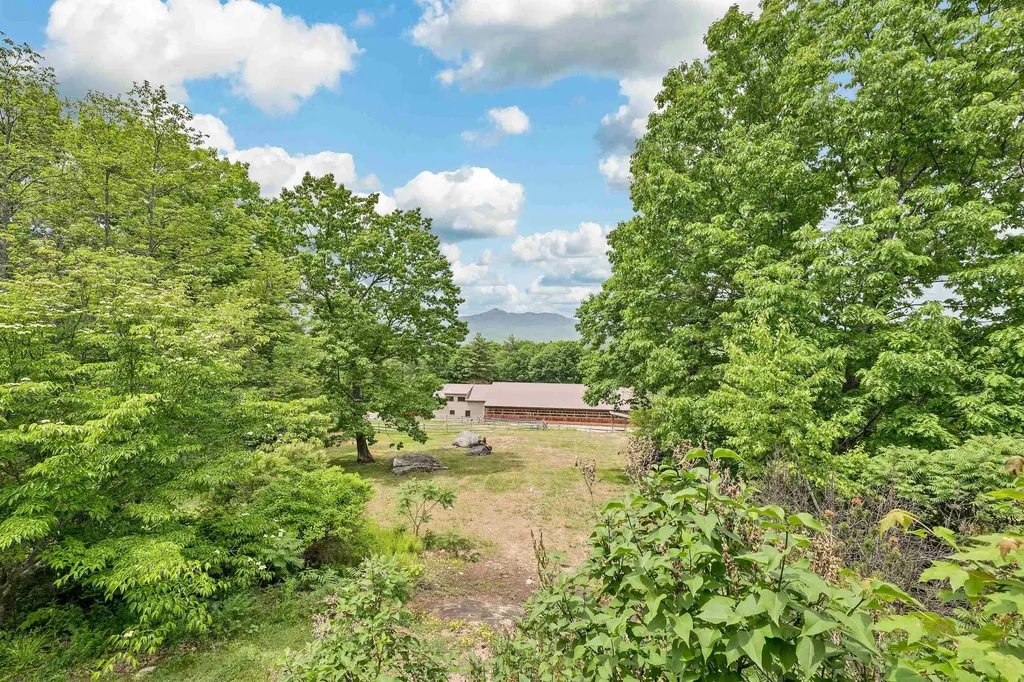 203 Hedgehog Hill Road Madison NH 03849