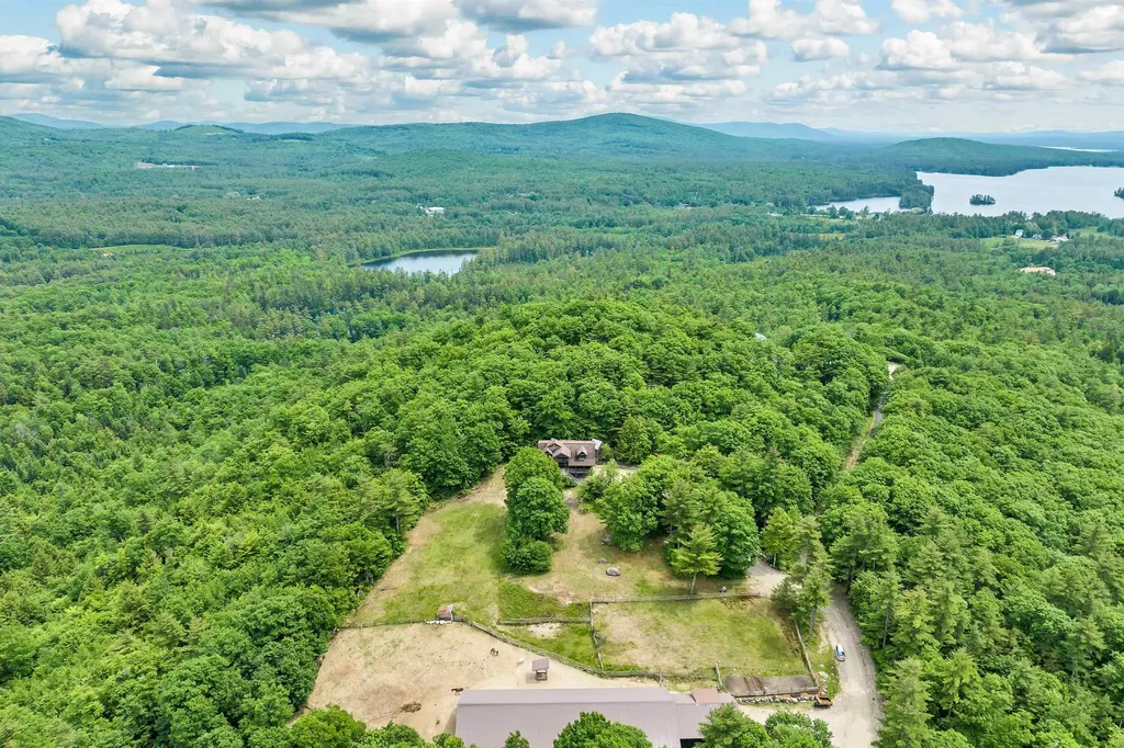 203 Hedgehog Hill Road Madison NH 03849