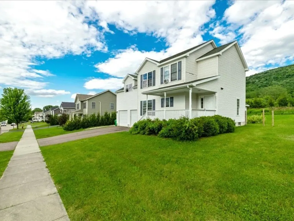 2 Allaire Drive St. Albans Town VT 05478