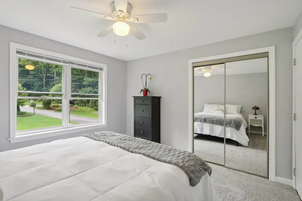 20 Golden Oaks Drive Salem NH 03079