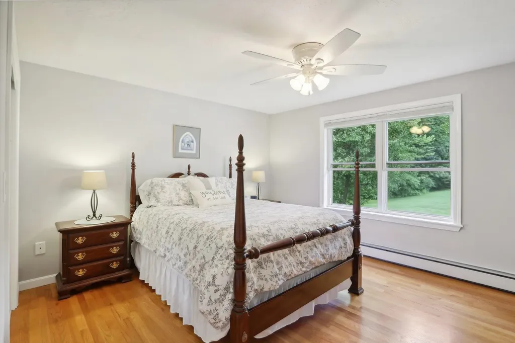 20 Golden Oaks Drive Salem NH 03079