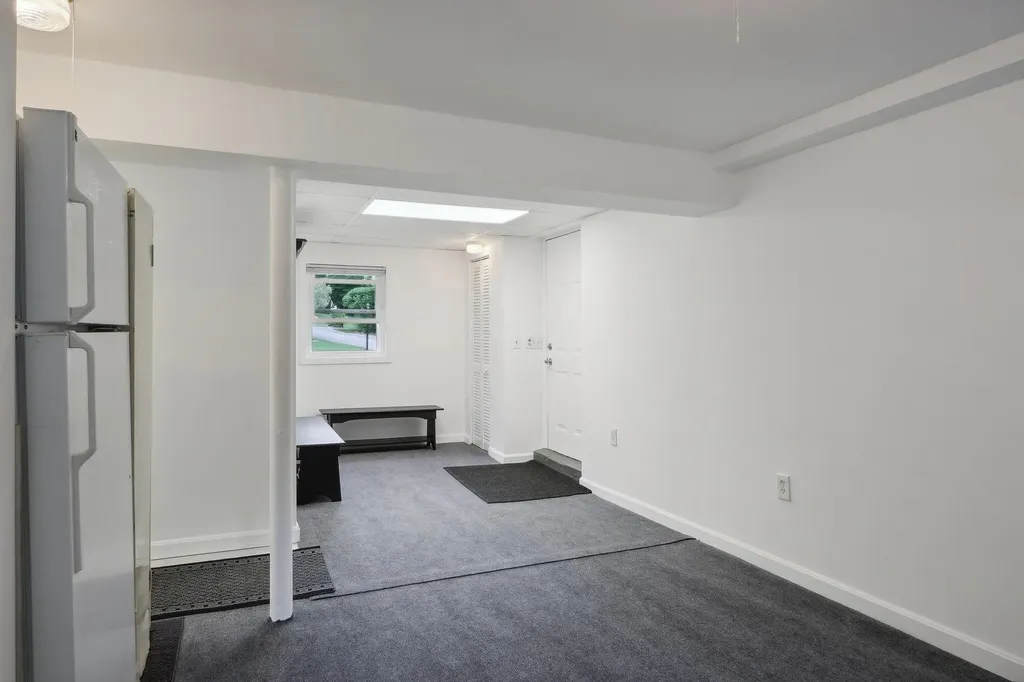 20 Golden Oaks Drive Salem NH 03079
