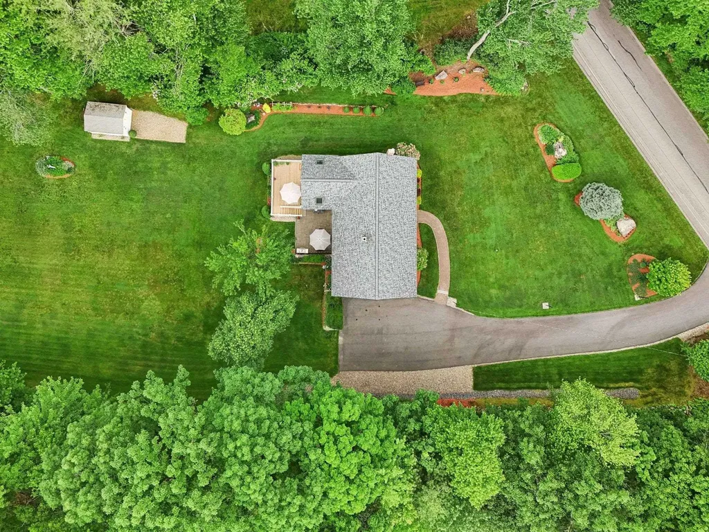 20 Golden Oaks Drive Salem NH 03079