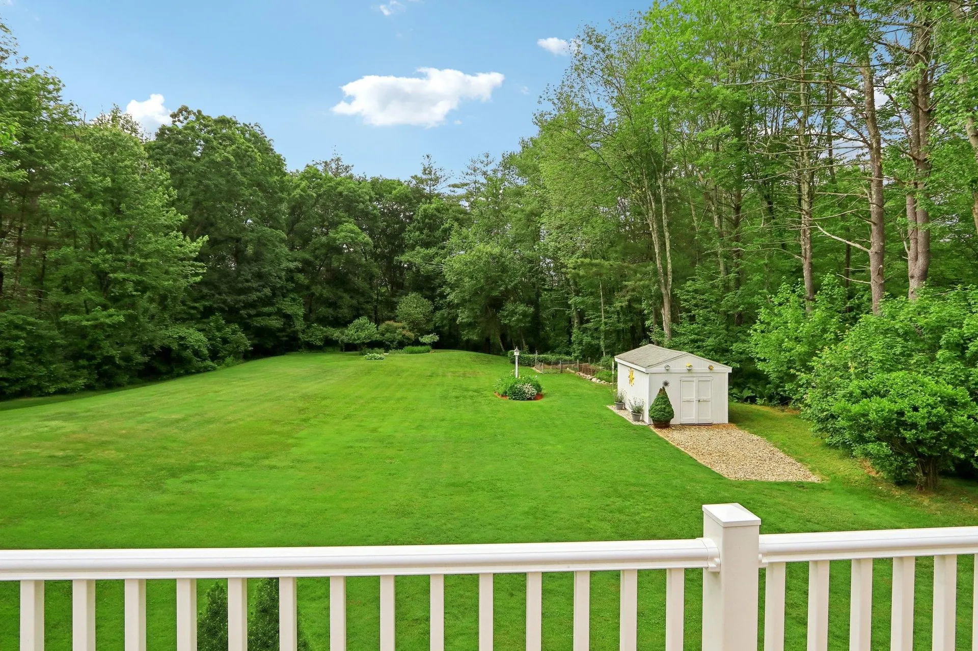 20 Golden Oaks Drive Salem NH 03079
