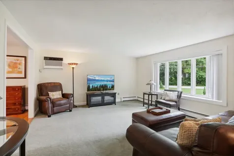 20 Golden Oaks Drive Salem NH 03079