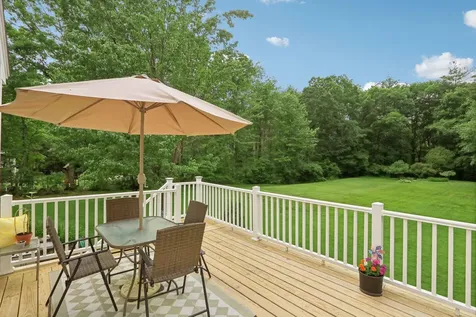 20 Golden Oaks Drive Salem NH 03079