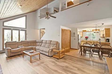 400 Edie Lane Jamaica VT 05343