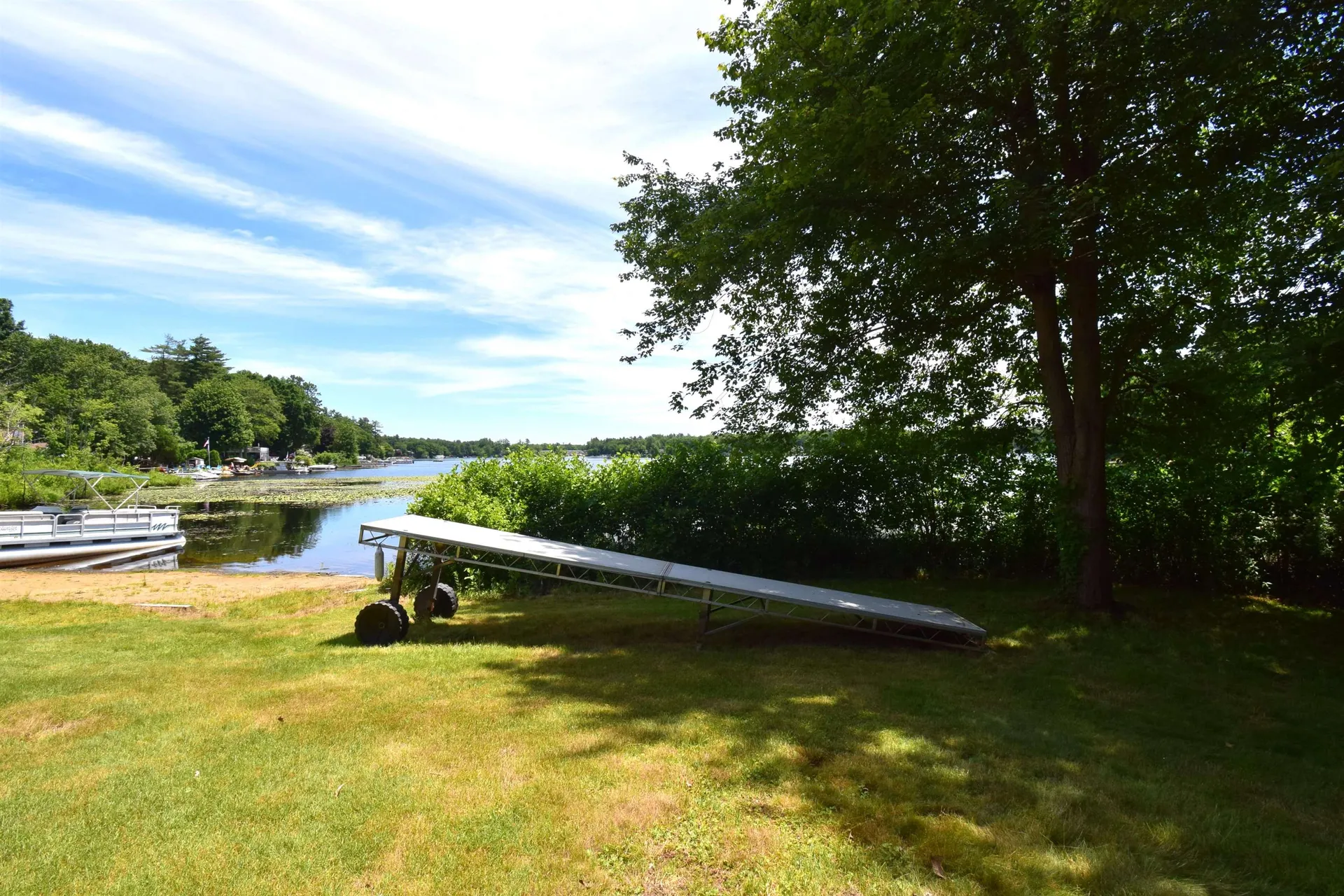 18 Holts Point Road Sandown NH 03873
