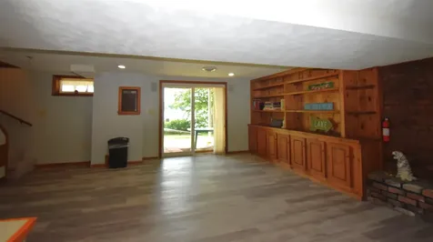 18 Holts Point Road Sandown NH 03873