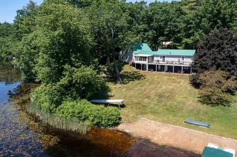 18 Holts Point Road Sandown NH 03873