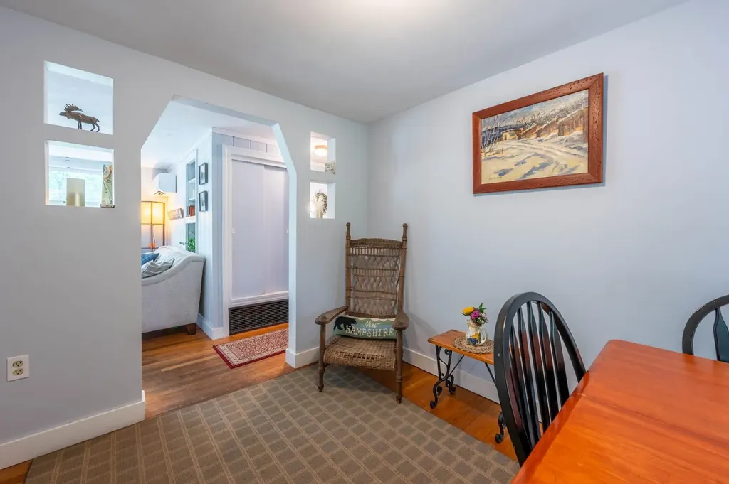 78 Squires Lane New London NH 03257