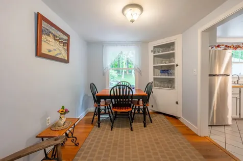 78 Squires Lane New London NH 03257
